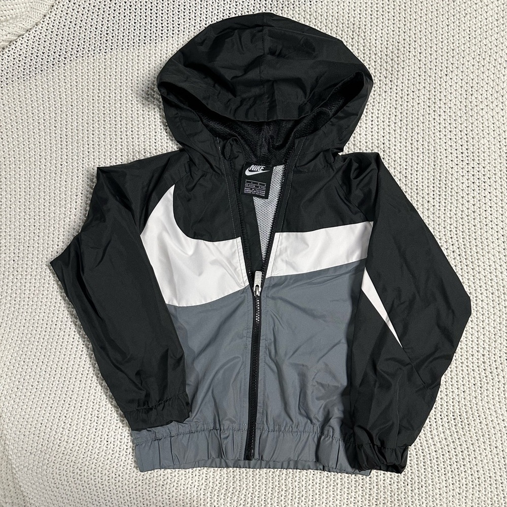 Nike Boys Color Block Logo Windbreaker Jacket
